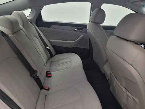 Used 2018 Hyundai Sonata SEL w/ Tech Package 02 FWD image 19