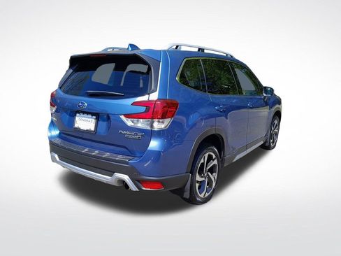 Used 2023 Subaru Forester Touring AWD/4WD image 8