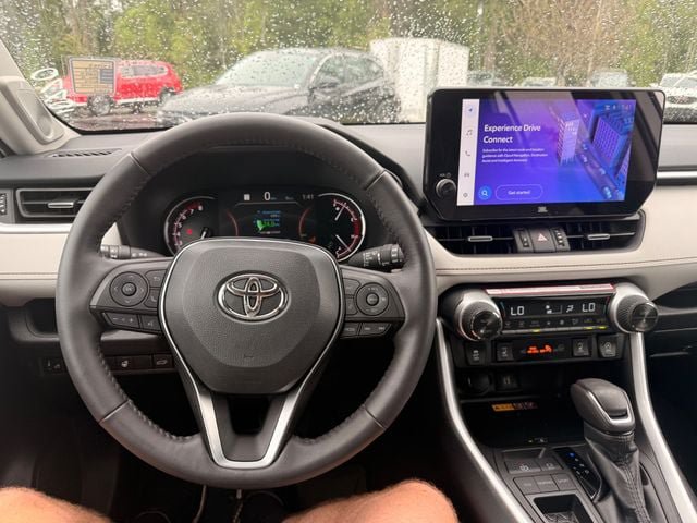 Used 2025 Toyota RAV4 XLE Premium w/ Weather Package FWD image 7