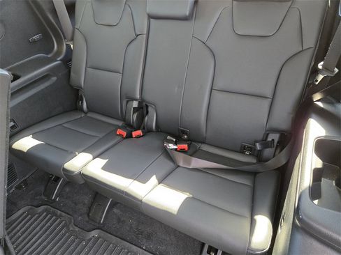 Certified 2023 Kia Telluride EX image 31