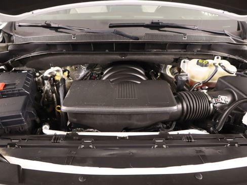 Used 2021 Chevrolet Tahoe Z71 w/ Z71 Signature Package image 21