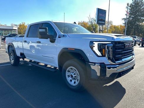 New 2025 GMC Sierra 3500 Pro w/ Convenience Package image 6