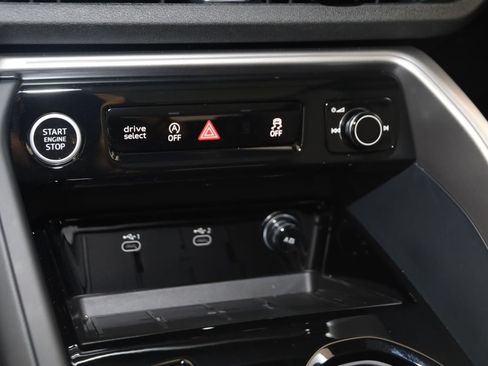 Used 2026 Audi Q5 Premium Plus AWD/4WD image 27