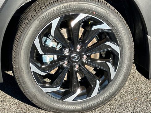 New 2025 Lexus UX 300h 300h image 25