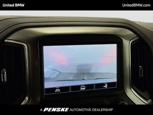 Used 2021 Chevrolet Silverado 1500 LT Trail Boss w/ Convenience Package II AWD/4WD image 9