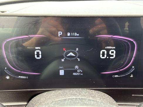 Used 2024 Kia Sportage EX FWD image 25
