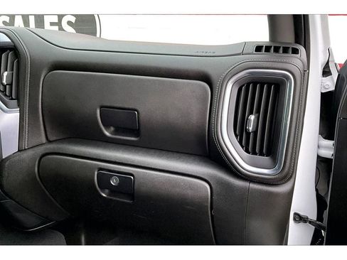 Used 2023 GMC Sierra 2500 SLE w/ SLE Value Package; image 16