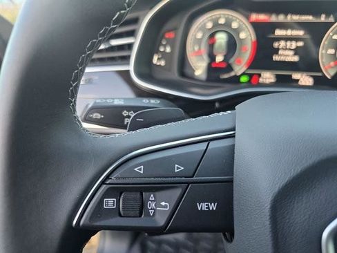 Used 2024 Audi Q8 Prestige image 21