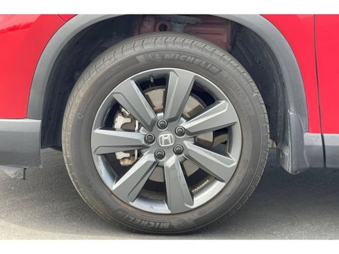 Used 2025 Honda Pilot Sport image 10
