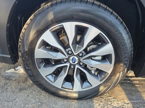 Used 2025 Subaru Outback Limited image 31