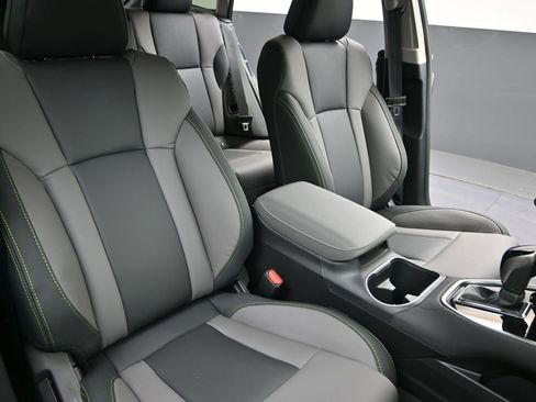 Certified 2025 Subaru Outback Onyx Edition image 13