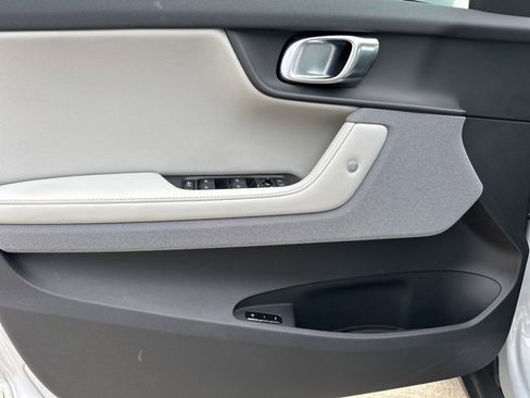 Used 2023 Polestar Polestar 2 w/ Pilot Pack image 14