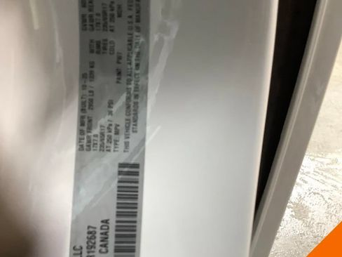Certified 2026 Chrysler Pacifica Select FWD image 25
