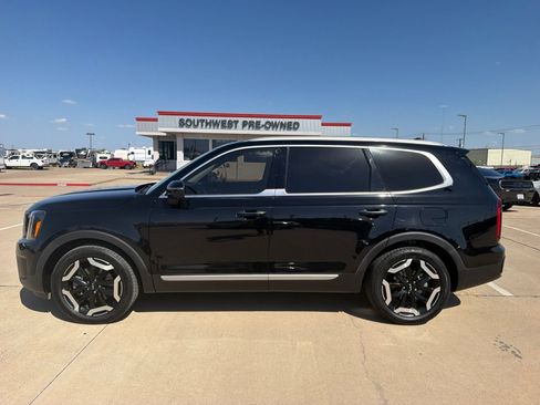 Used 2024 Kia Telluride S w/ S Sunroof Package FWD image 8