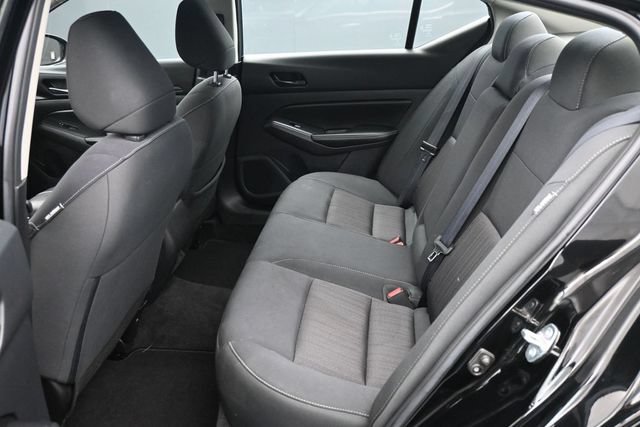 Used 2025 Nissan Altima 2.5 SV FWD image 8