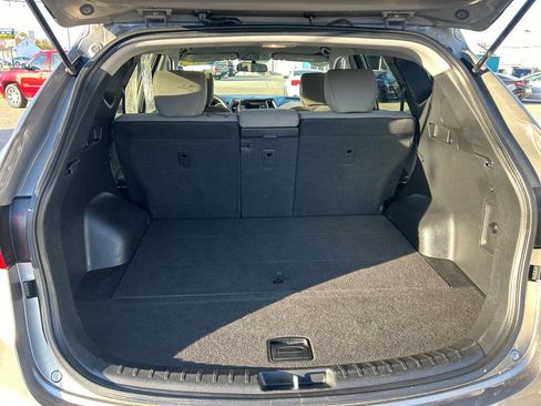Used 2017 Hyundai Santa Fe Sport image 9