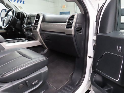 Used 2020 Ford F250 Lariat w/ Lariat Ultimate Package image 28