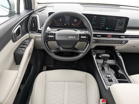New 2026 Kia Sorento S FWD image 19