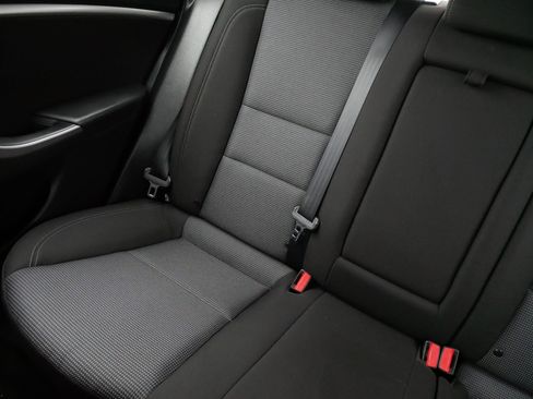 Used 2013 Hyundai Elantra GT image 12