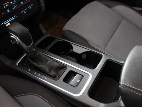 Used 2018 Ford Escape SE w/ Ford Safe & Smart Package image 15