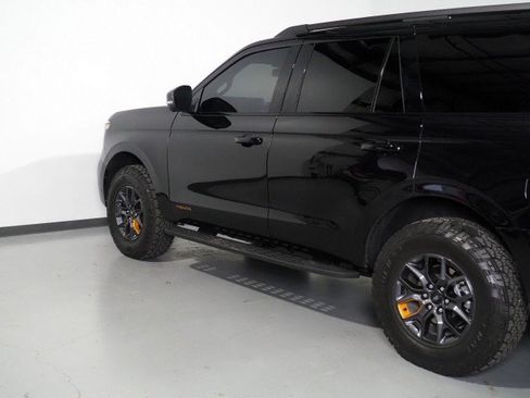 Used 2025 Ford Expedition Tremor image 76