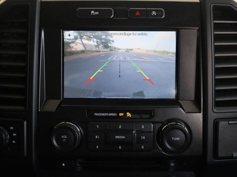 Used 2017 Ford F150 XL w/ Equipment Group 101A Mid AWD/4WD image 34