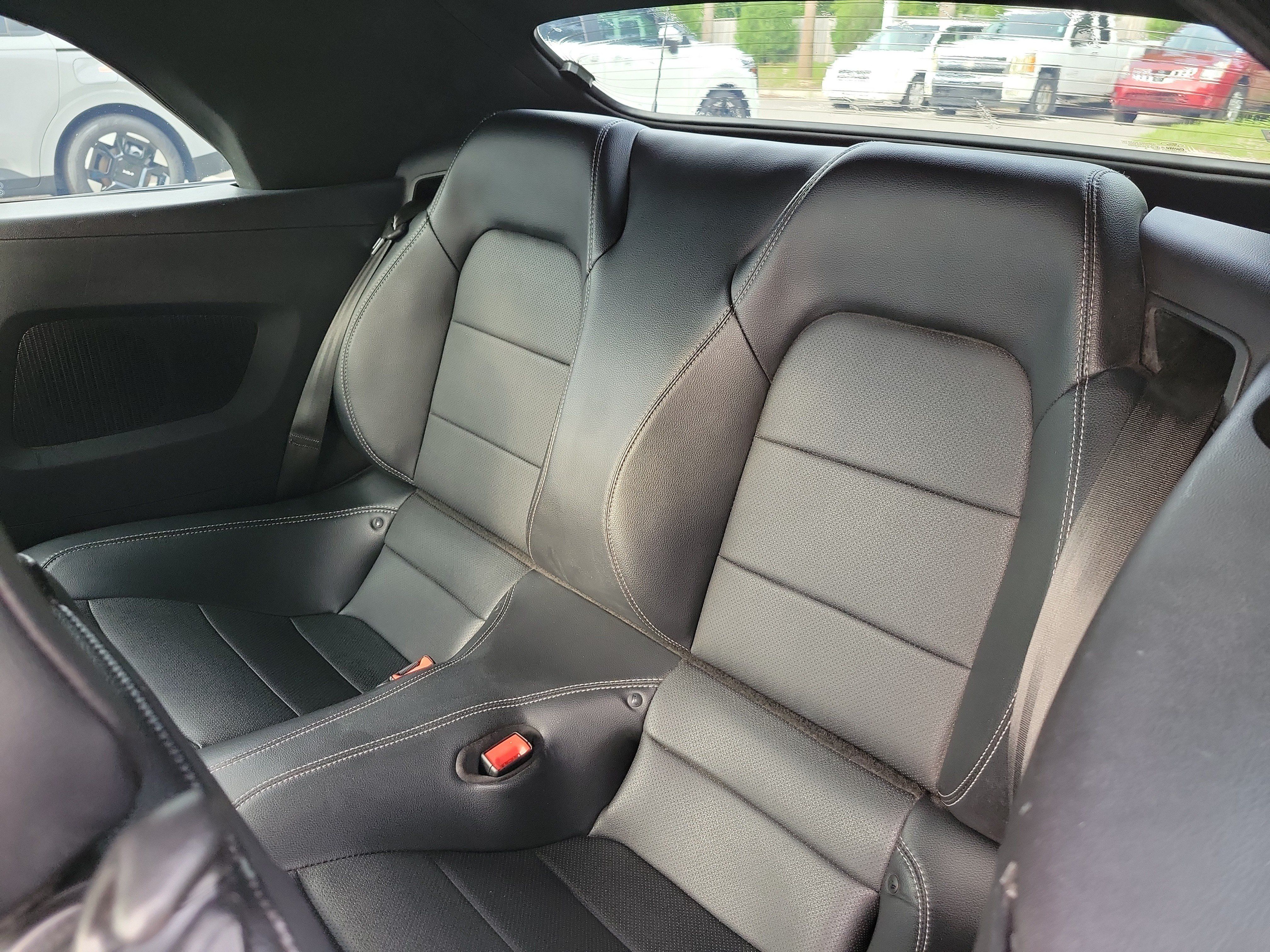 Used 2019 Ford Mustang GT Premium RWD image 9