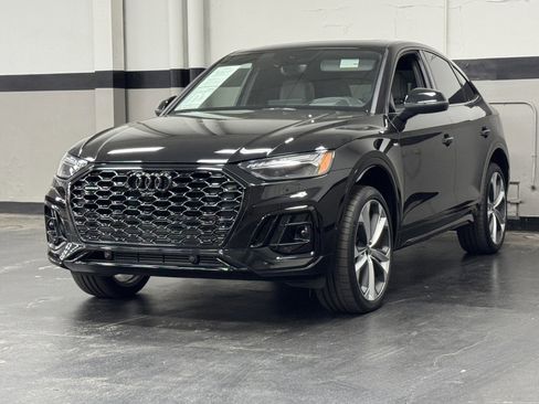 Used 2025 Audi Q5 Prestige w/ Prestige Package image 7