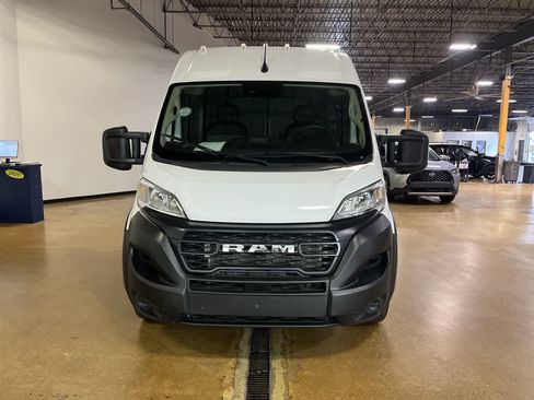 Used 2023 RAM ProMaster 2500 FWD image 3