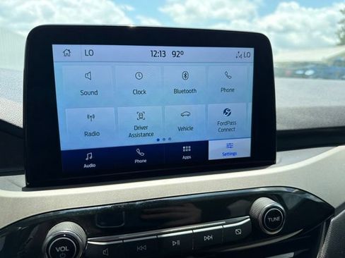 Used 2022 Ford Escape SE w/ Convenience Package FWD image 18