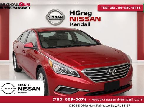 Used 2016 Hyundai Sonata SE FWD image 1