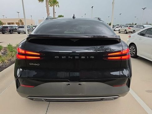 Used 2025 Genesis GV60 RWD image 14