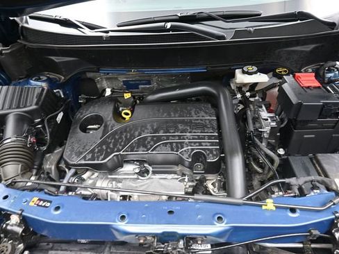 Used 2025 Chevrolet Equinox LT w/ Convenience Package II image 29