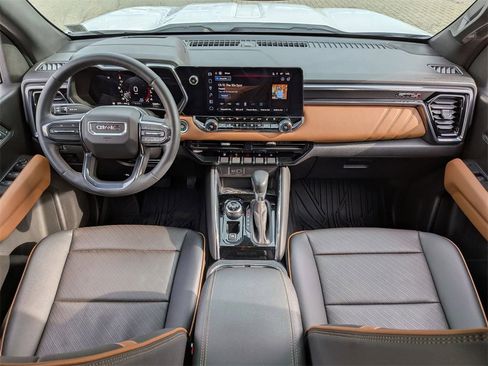 Used 2023 GMC Canyon AT4 w/ AT4 Premium Package image 20