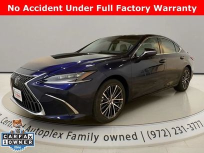 Used 2025 Lexus ES 350 w/ Premium Package