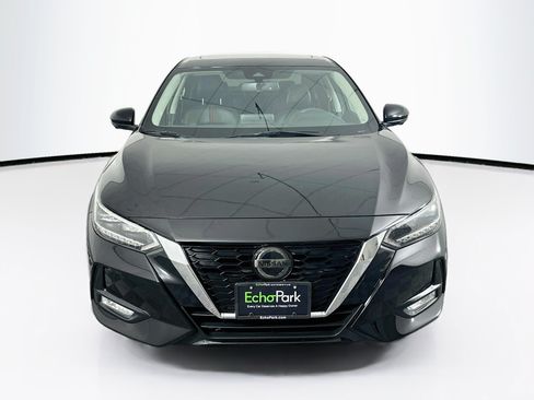 Used 2020 Nissan Sentra SR w/ Premium Package FWD image 2