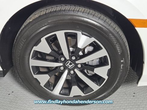 Certified 2026 Honda Odyssey EX-L image 12