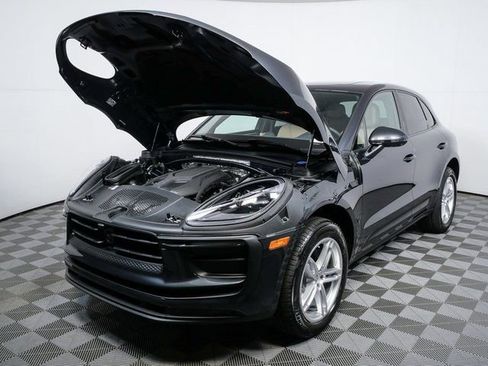 New 2026 Porsche Macan image 33