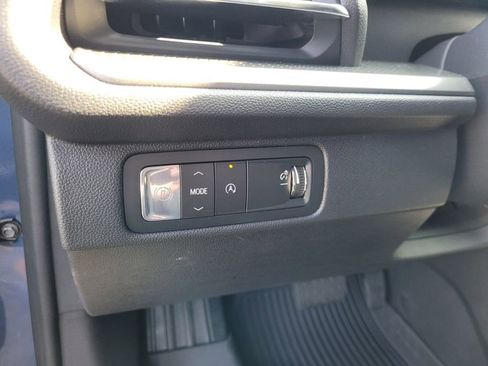 New 2026 Chevrolet Traverse LT w/ Driver Confidence Package image 29