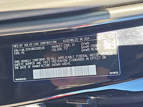 Used 2024 Volvo S60 B5 Core AWD/4WD image 11