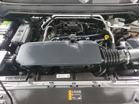 Certified 2024 Chevrolet Colorado W/T image 28