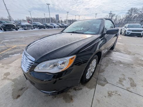 Used 2013 Chrysler 200 Touring w/ Cold Weather Group image 7