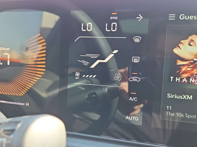 New 2027 Kia Seltos X-Line S w/ X-Line S Premium Package AWD/4WD image 36