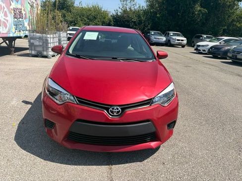 Used 2014 Toyota Corolla LE FWD image 2