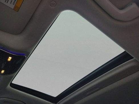 Certified 2025 Mercedes-Benz C 300 Sedan image 30