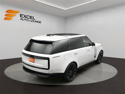 Used 2023 Land Rover Range Rover SE image 54