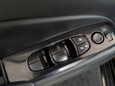Used 2024 Nissan Altima 2.5 SR FWD image 22