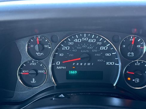 Used 2014 Chevrolet Express 3500 Work Van image 15