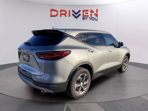 Used 2023 Chevrolet Blazer LT image 5