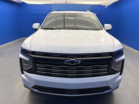 New 2026 Chevrolet Suburban High Country w/ Sun And Tow Package image 3